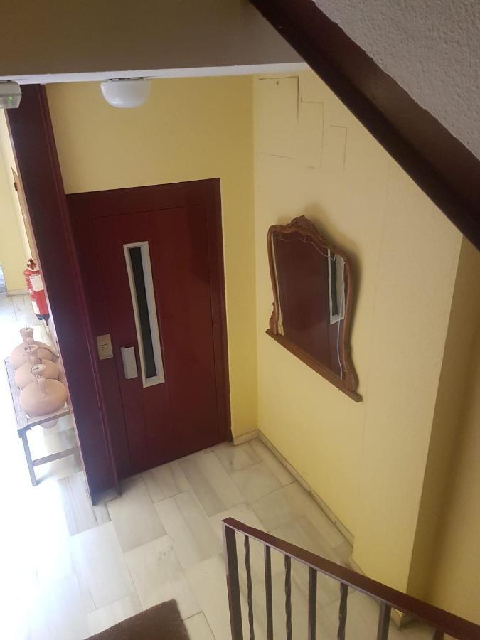 Centrico Y Luminoso Con 2 Dormitorios. A/C + Wifi 塞维利亚 外观 照片